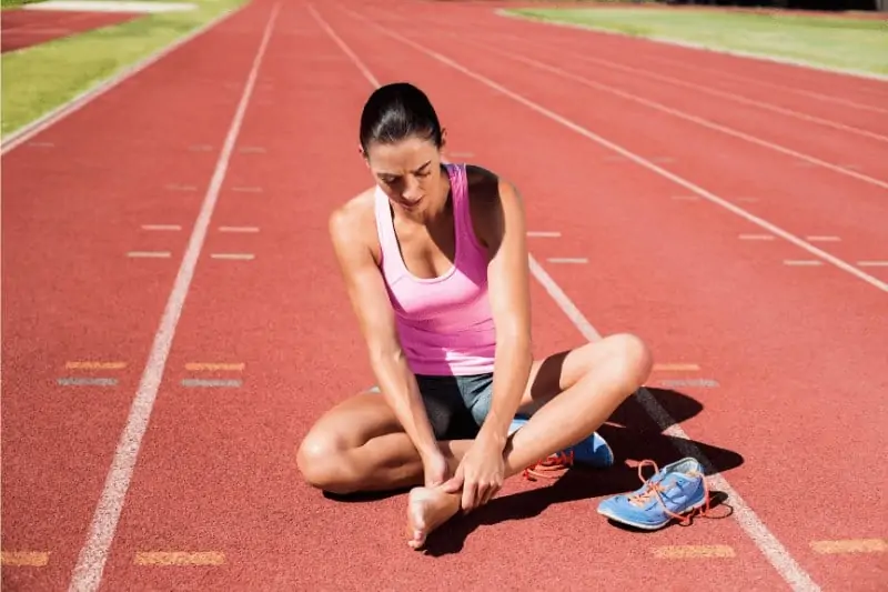 כאבים בכף הרגל בריצה - תופעה שכיחה במהלך ספורט